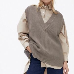 Zara oversized sweater vest, size M